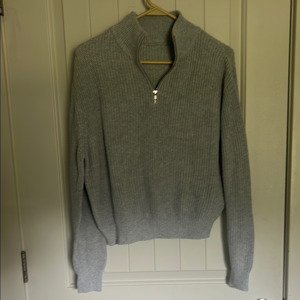 ZYIA Gray Zip Up Sweater Classic Knit